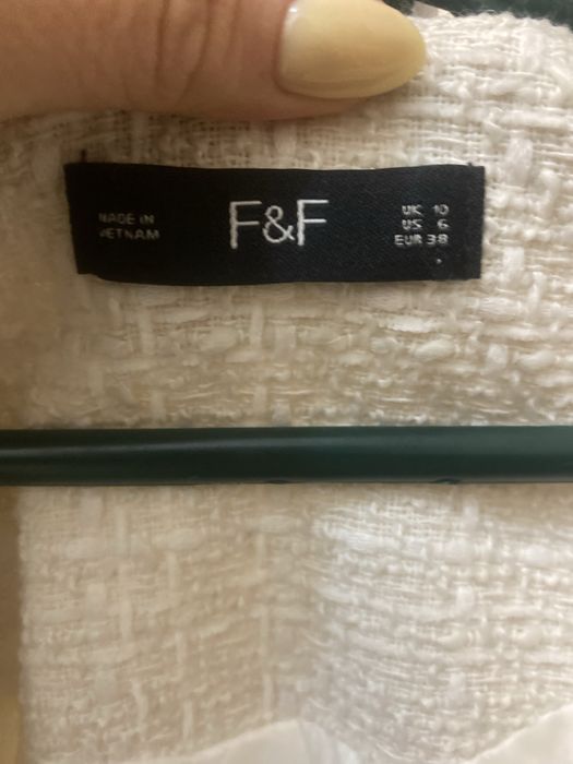Твідовий молочний піджак F&F • блейзер айворі • розмір М