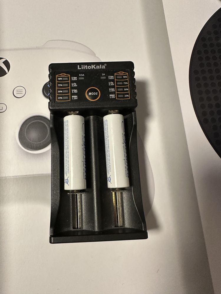 Xbox Series S 512 Gb з геймпадом і док станцією