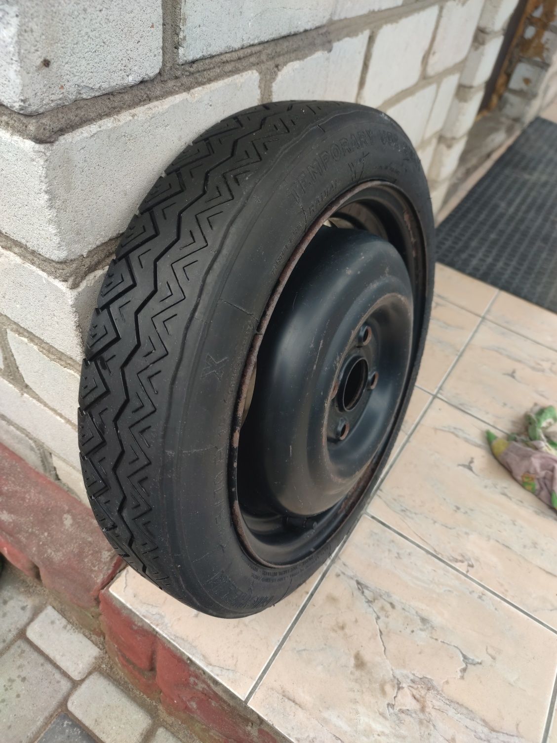 Докатка Audi 100-80 б3 R15 4*108 4J*15H2 ET58 433601025A Шина 115/70/R