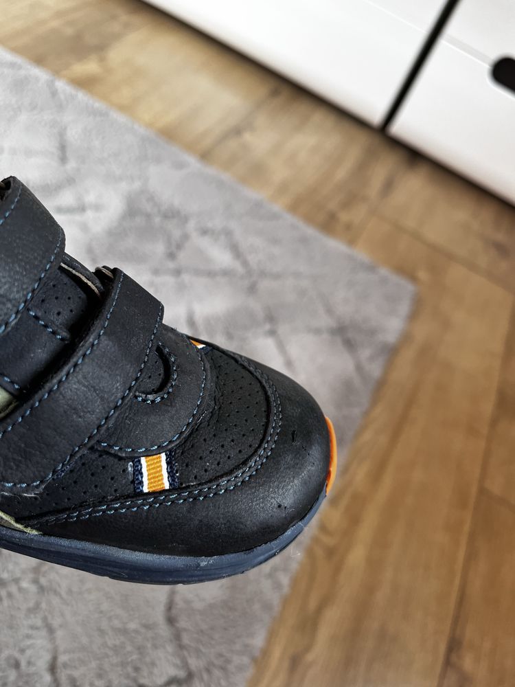 Półbuty chłopięce, sneakersy skóra skórzane r 22