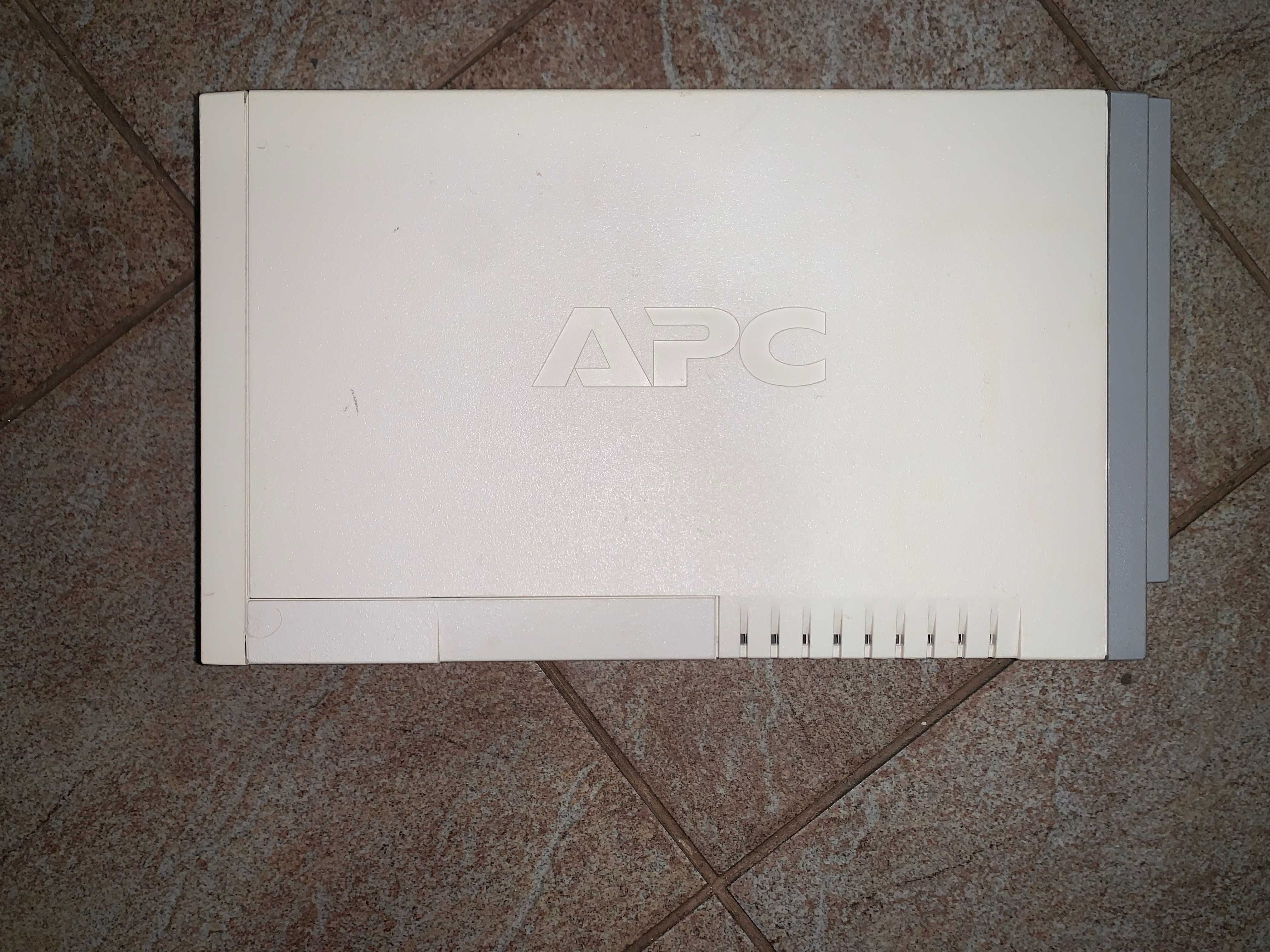 Безперебійник APC CS 500