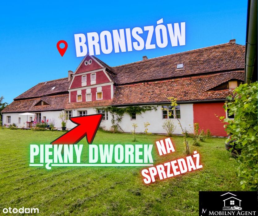 Zabytkowy Dworek z 1765 roku po generalnym remoncie – Broniszów
