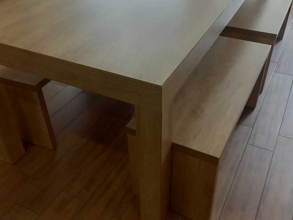 Mesa jantar 2,50mx1m e bancos corridos