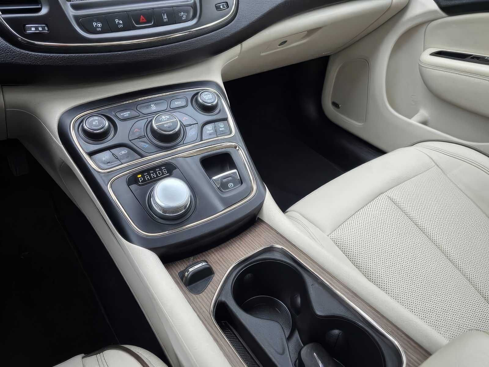 2015 Chrysler 200 C