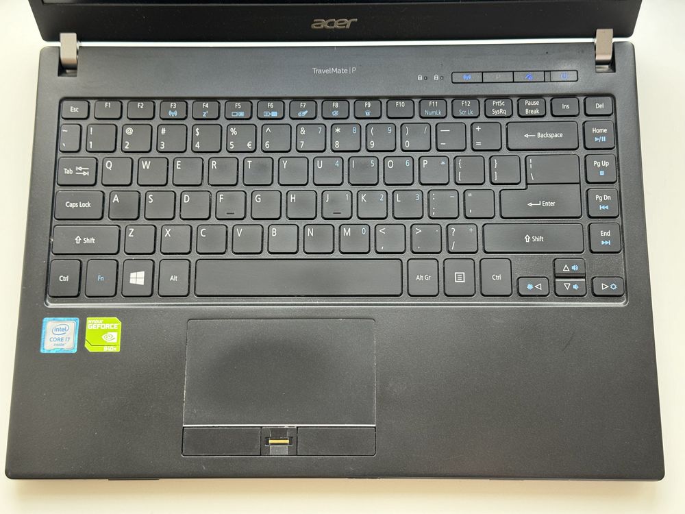 Игровой ноутбук Acer Travelmate, i7-6500, 8Gb Ram, 256Gb SSD, NVIDIA