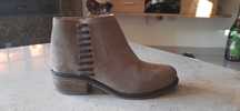Botas de senhora, meio cano