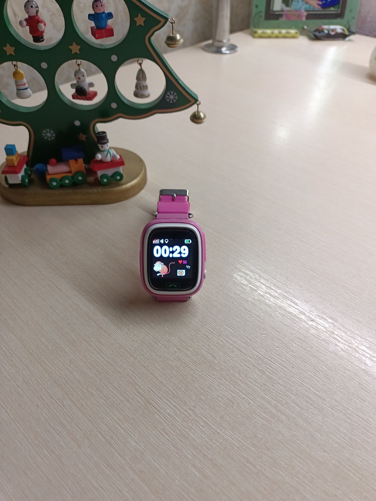 Продам смарт часы Smart Watch Q90 GPS