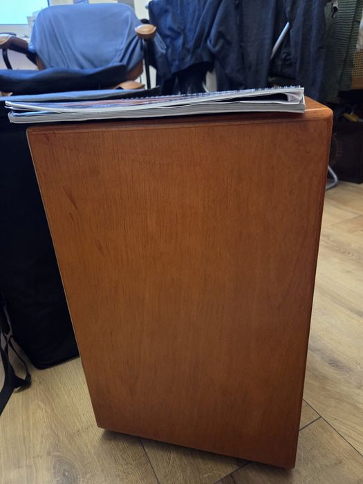 Cajon Meindl Pickup z możliwością podłączenia do wzmacniacza DODATKI