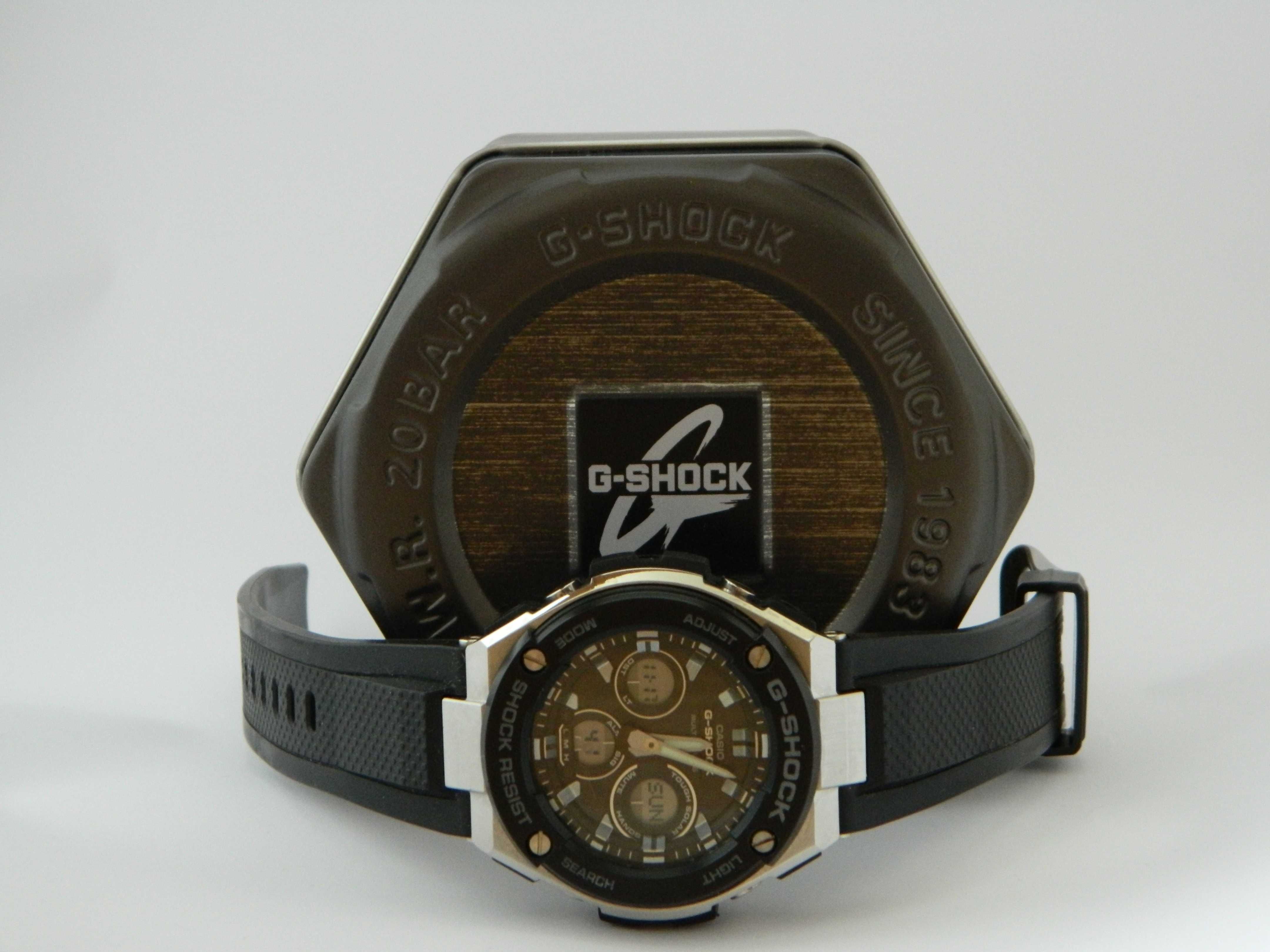 Casio G-SHOCK GST-W300