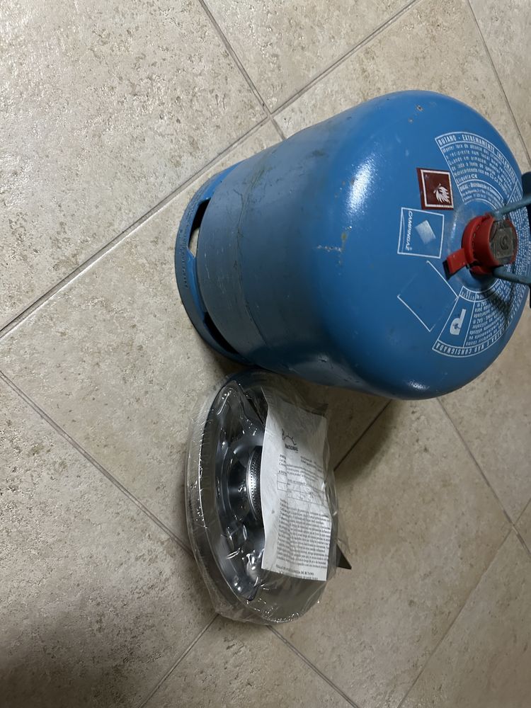 Botija camping gás e boca de fogão novo