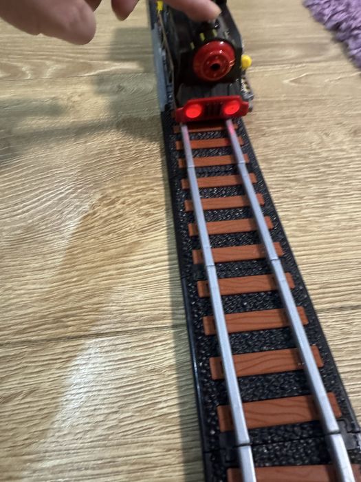 Железная дорога,паровоз,звуковые и световые эфекты