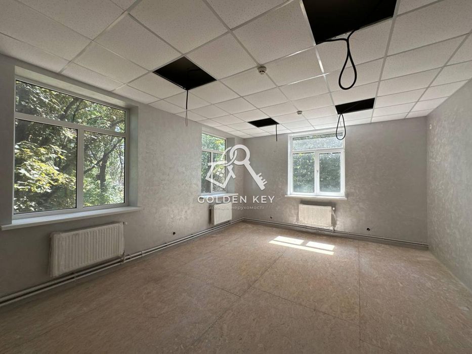 Оренда адміністративної будівлі (офіс) у Кривому Розі