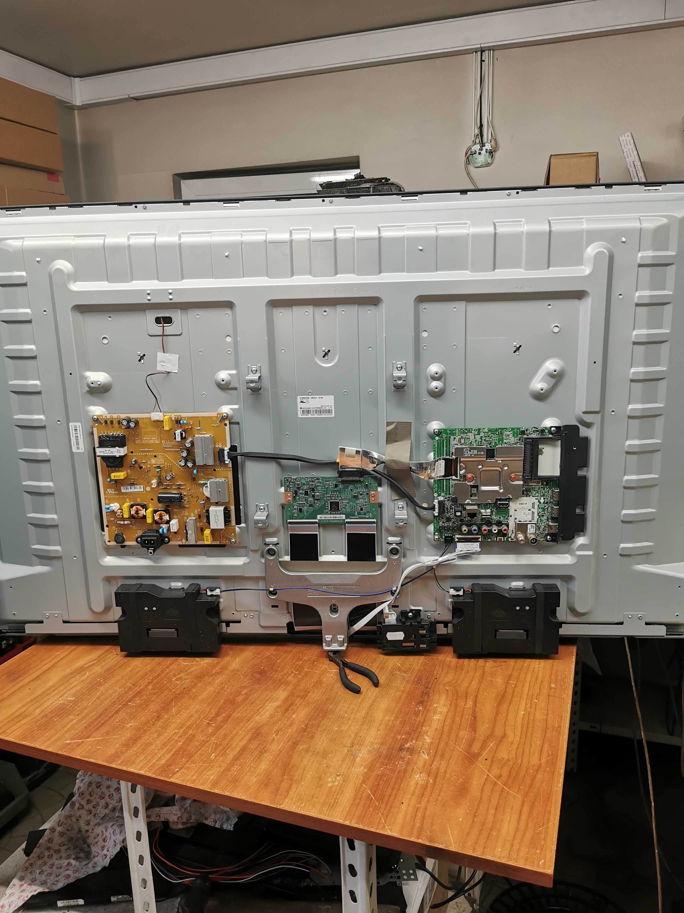 Tv LG 50UN74006lb "placas"