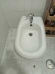 Bidé para casa de banho com toneira