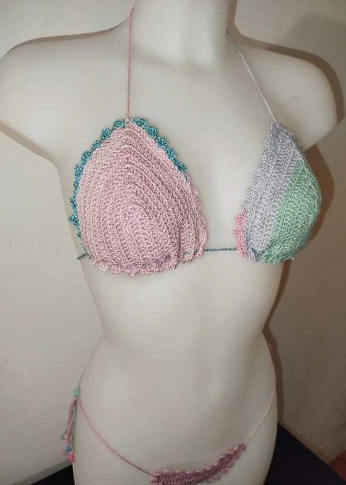 Conjunto de Biquíni em Crochê – Tons Pastéis