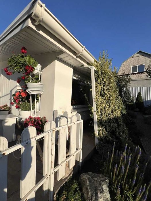 Продаж двох  будинків на одному дворі,  Рибальське, вул. Пишнівська