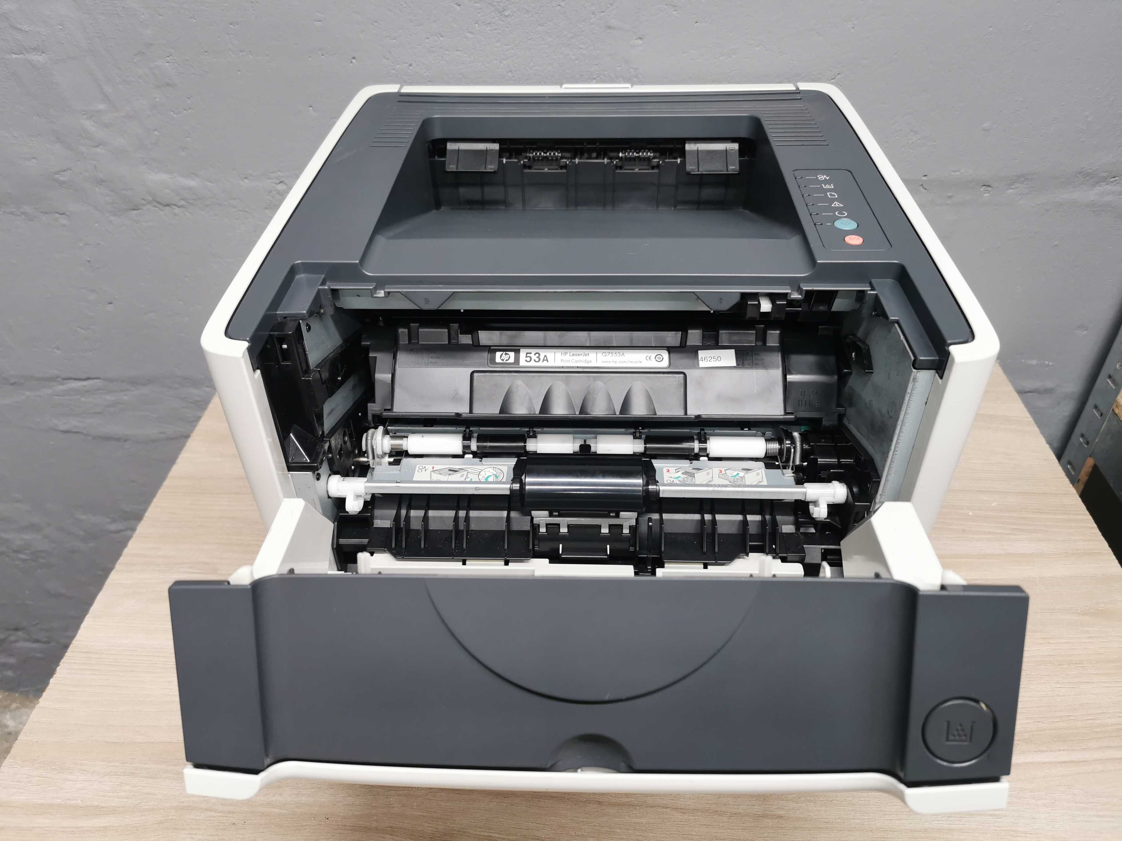 Лазерные принтера HP LaserJet 2015d с дуплексом