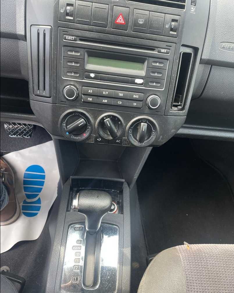 Vw Polo 9n Lift 1,4 Automat 2006 5-drzwi Klima Uszkodzony Z Niemiec