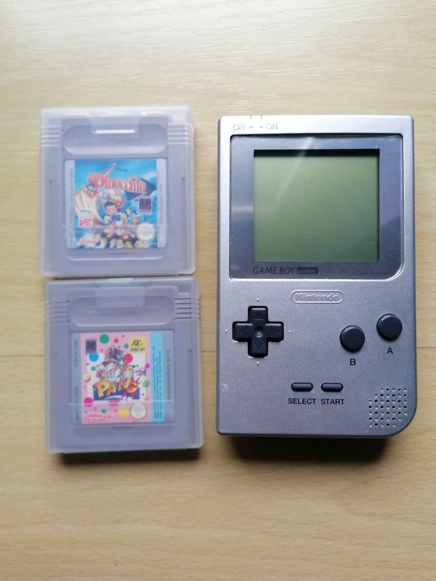 Nintendo Game Boy Pocket plus 2 gry