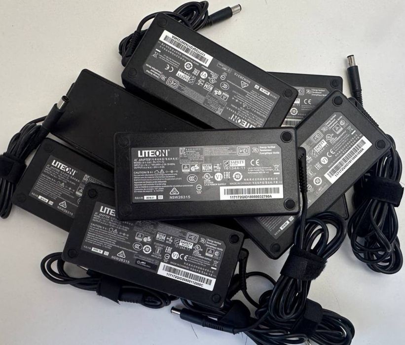 LITEON PA-1171-72 20V 8.5A 170W (7.4*5) pin inside