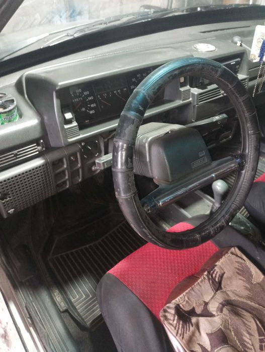 Продам машину ваз 99