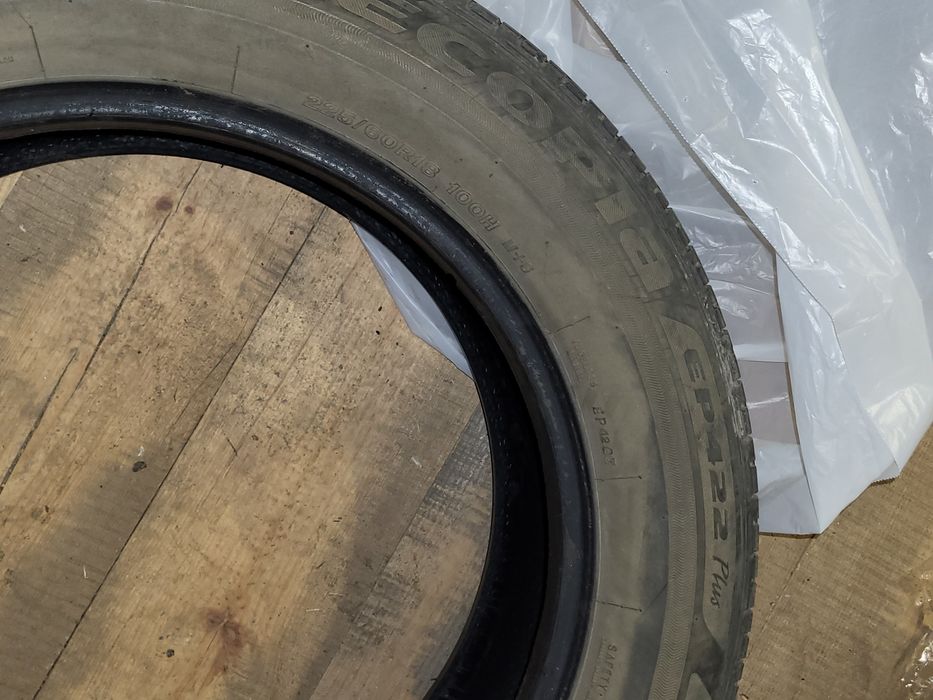 Bridgestone ecopia ep422 plus 225/60/18