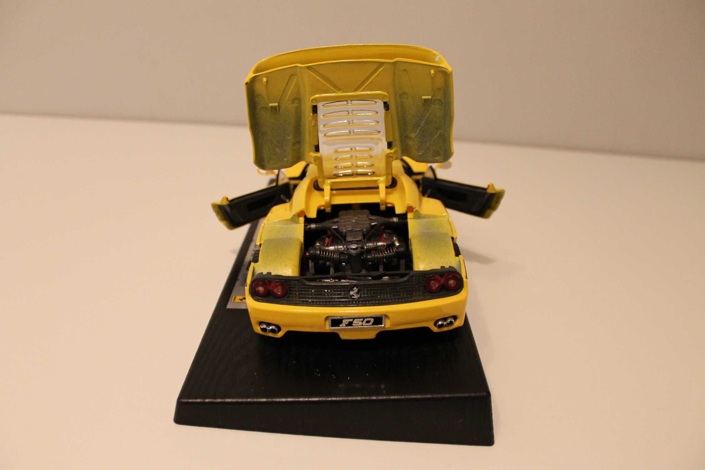 Ferrari F50 Yellow Maisto 1/18 na podstawce