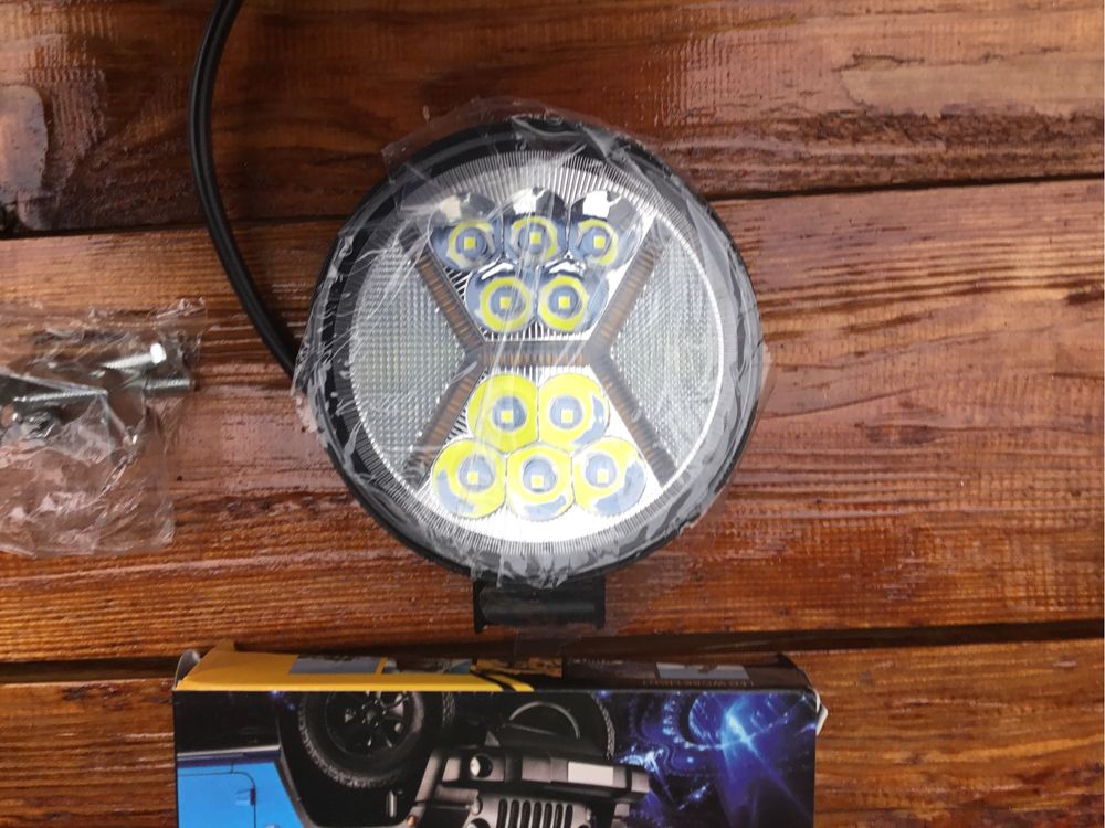Led фара 30w 10 диодів з сигналом поворота ближнье світло
