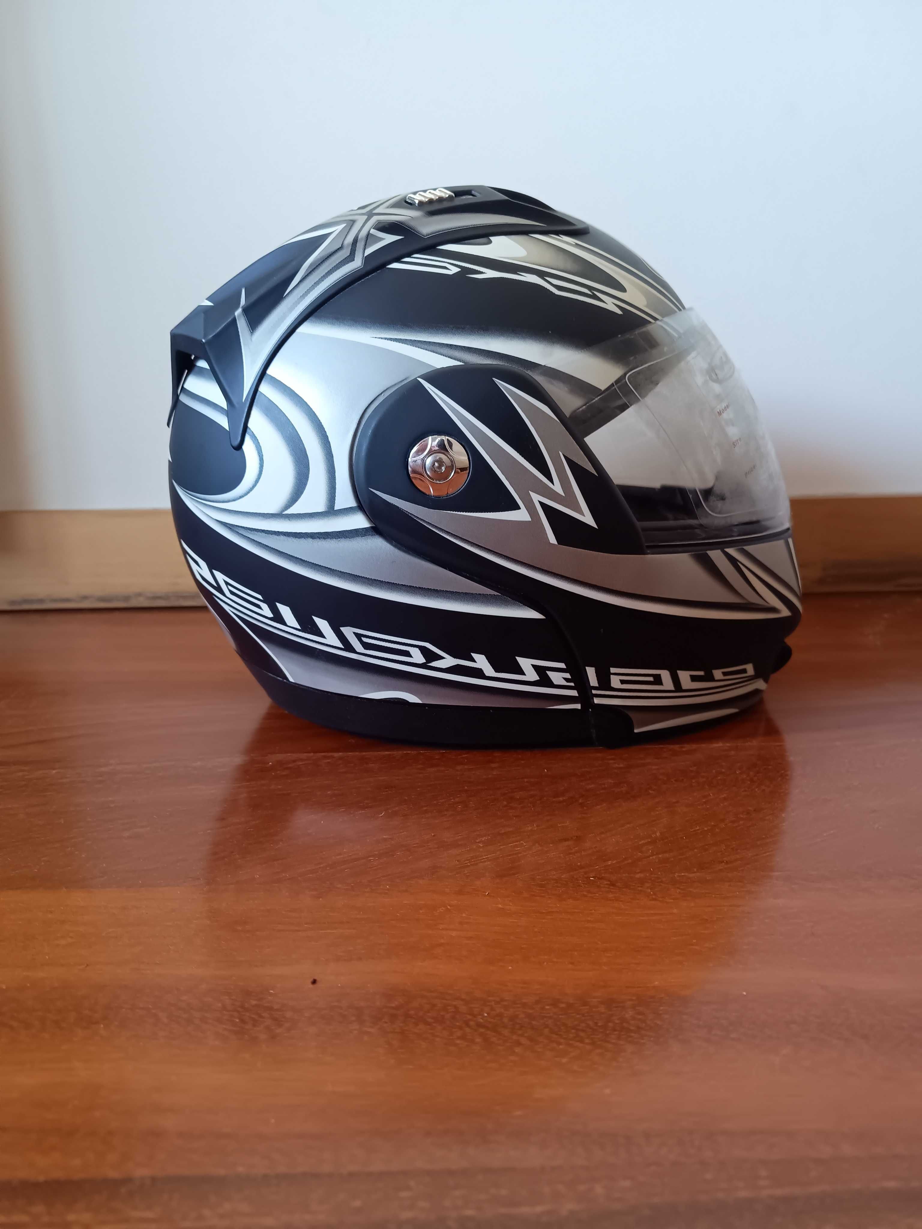 Capacete de Mota