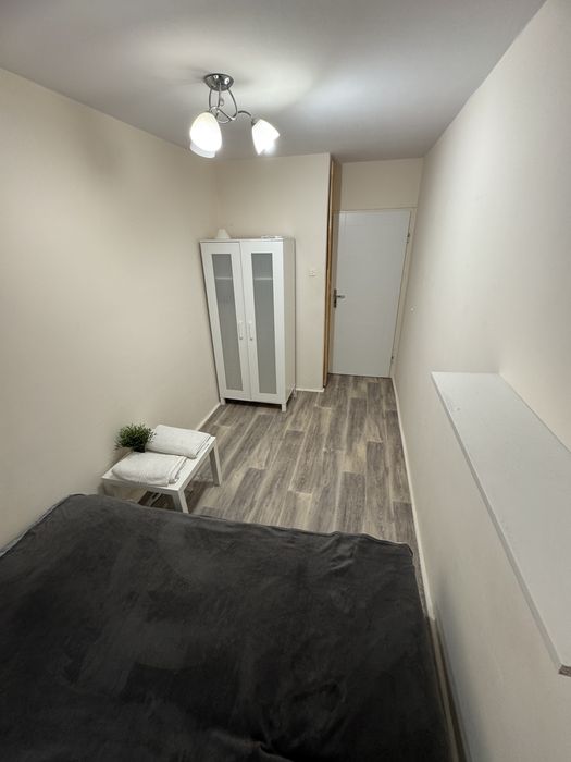 Noclegi Pokój w 2-pokojowym mieszkaniu