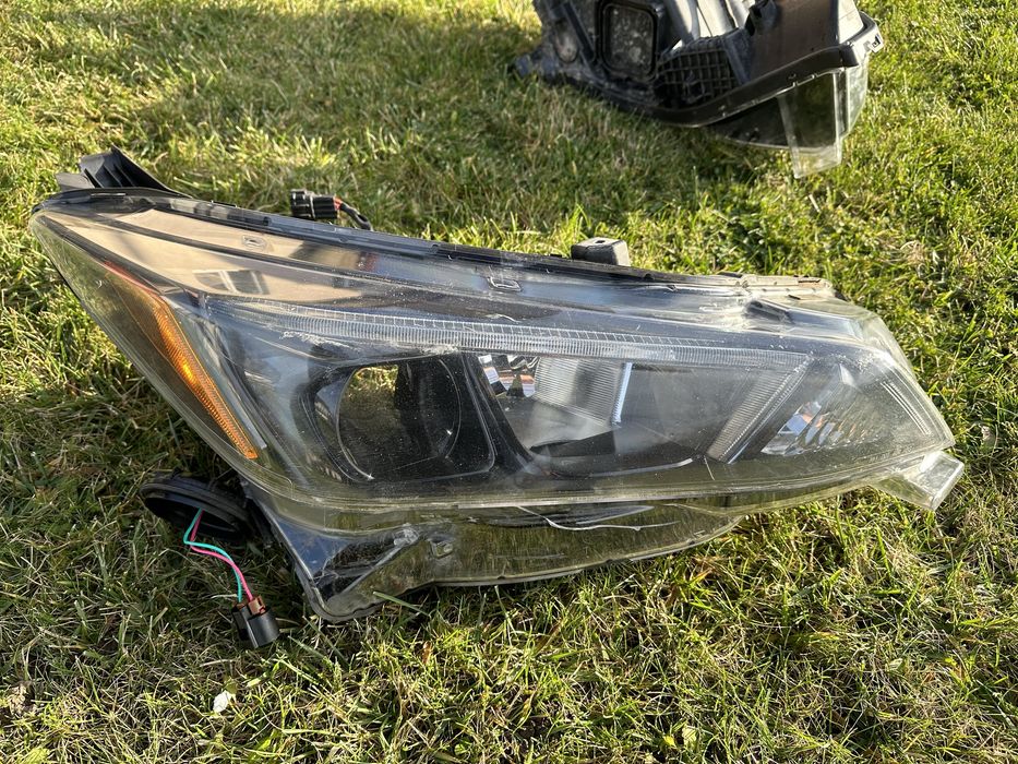 Права фара нісан ліф, фара nissan leaf