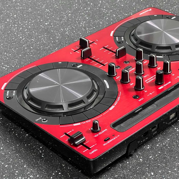 Zestaw DDJ-WeGo3 +torba + OTG + kable Kontroler Pioneer WeGO3 czerwony
