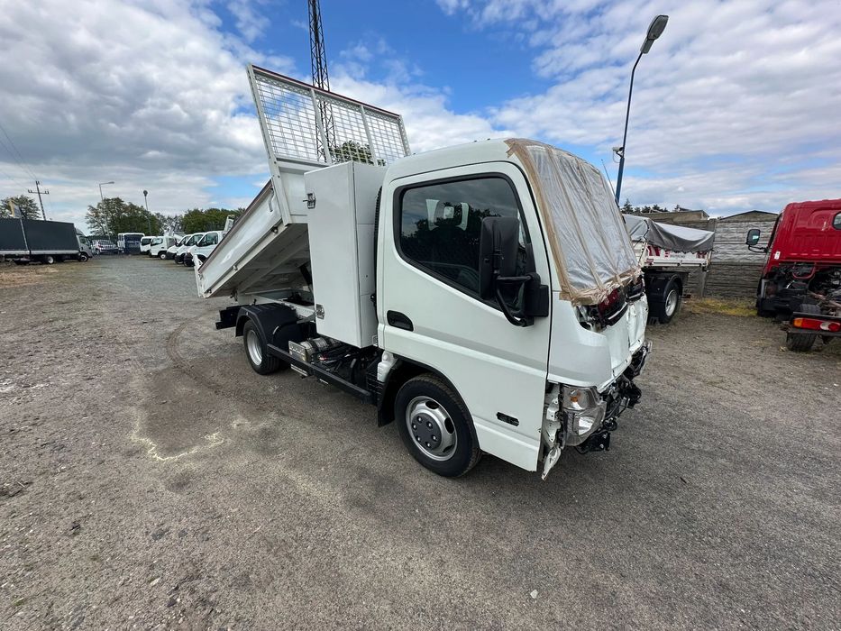 Mitsubishi Canter FUSO 3S13 3.0 WĄSKA KABINA !! Euro6 Kipper Wywrotka ORYGINAŁ !! Homologacja ! Hak 3,5t  !! OKAZJA !! USZKODZONY , Przebieg 8200 km Klima