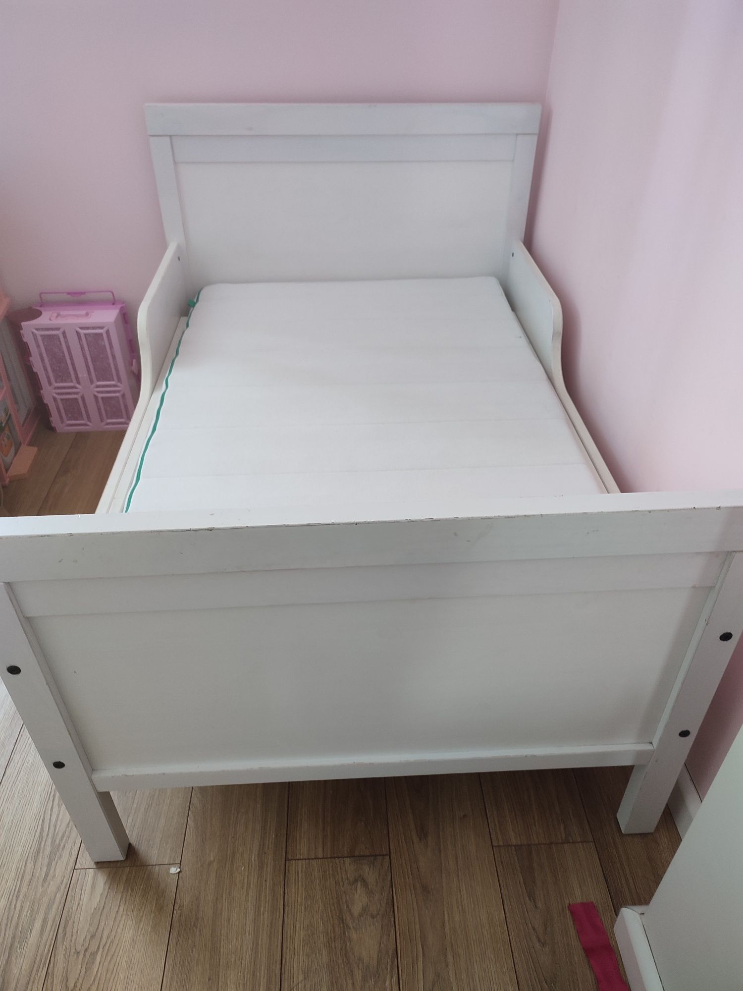 Łóżko rosnące dla dziecka ikea