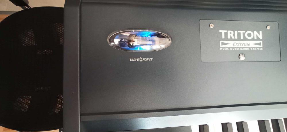 KORG TRITON Extreme 88