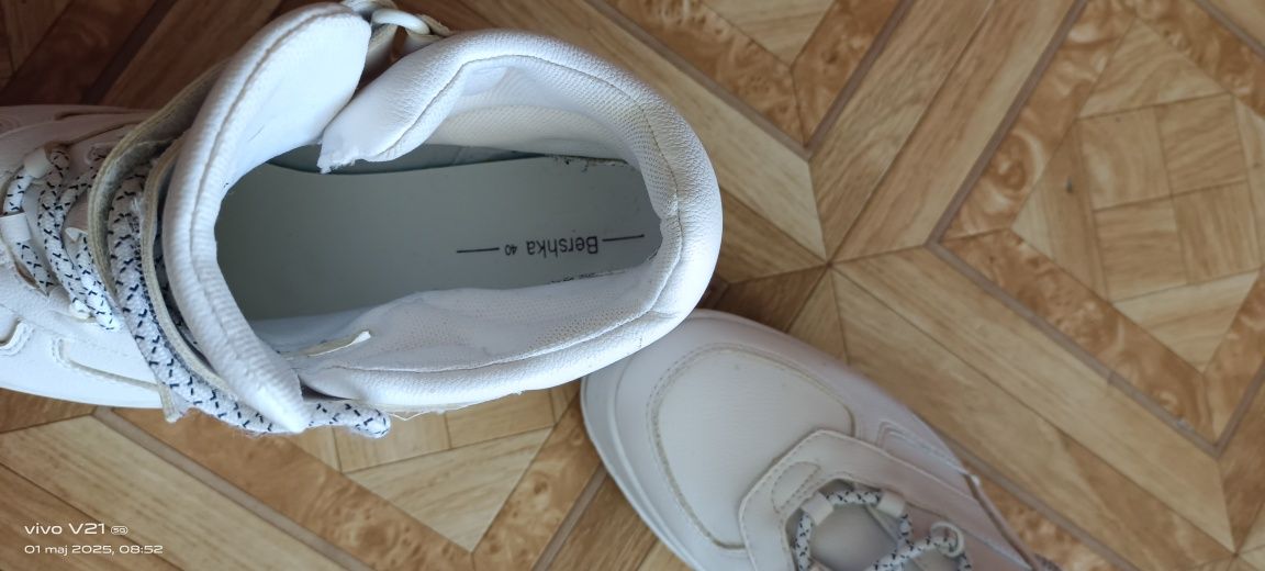 Buty na platformie Bershka 40