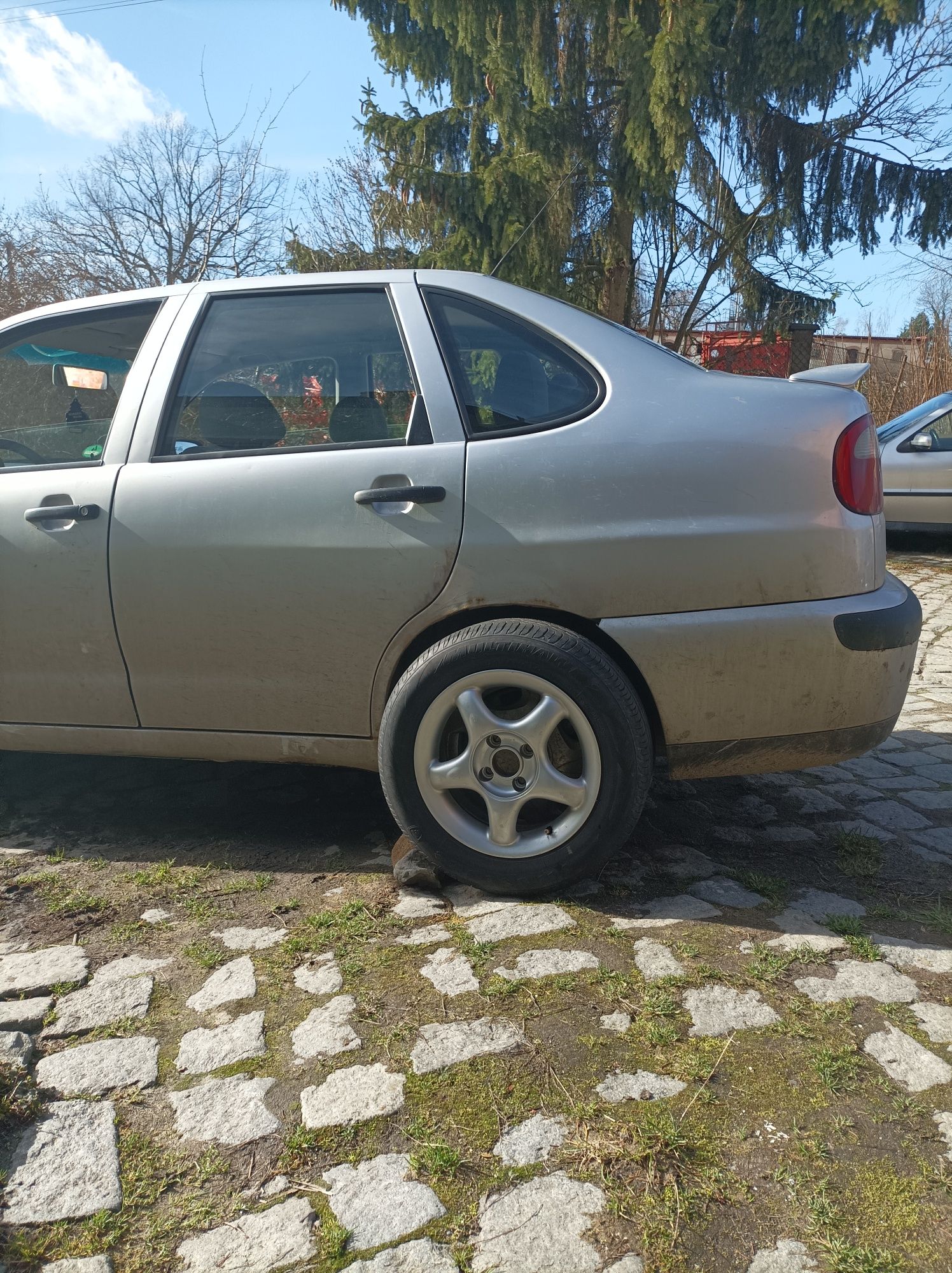 Alufelgi Opony 14 4 100 Seat Audi VW Opel  i inne