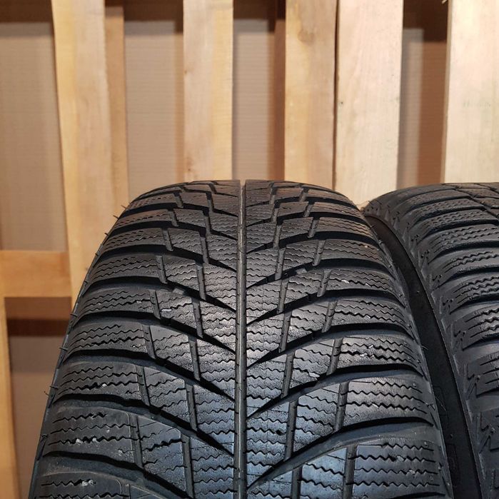 Bridgestone Blizzak LM001 205/60/16 8/6мм Шини Зимові 2шт з Європи б/в