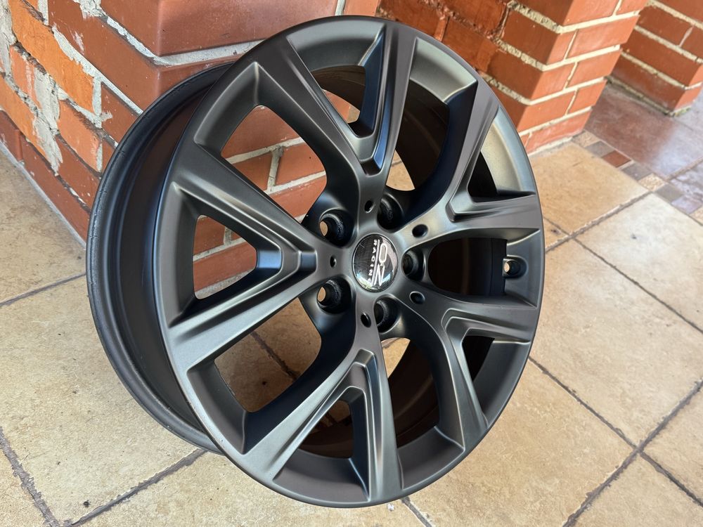 Диски литые  R17 5x112 оригинал BMW X1 Audi Skoda VW Seat