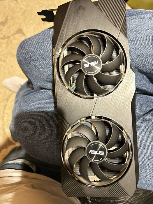 GeForce RTX 2080 SUPER Asus