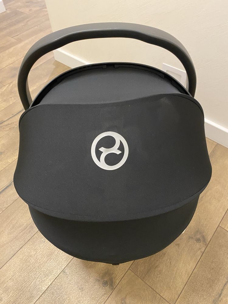 Автокрісло Cybex Aton 5 soho grey