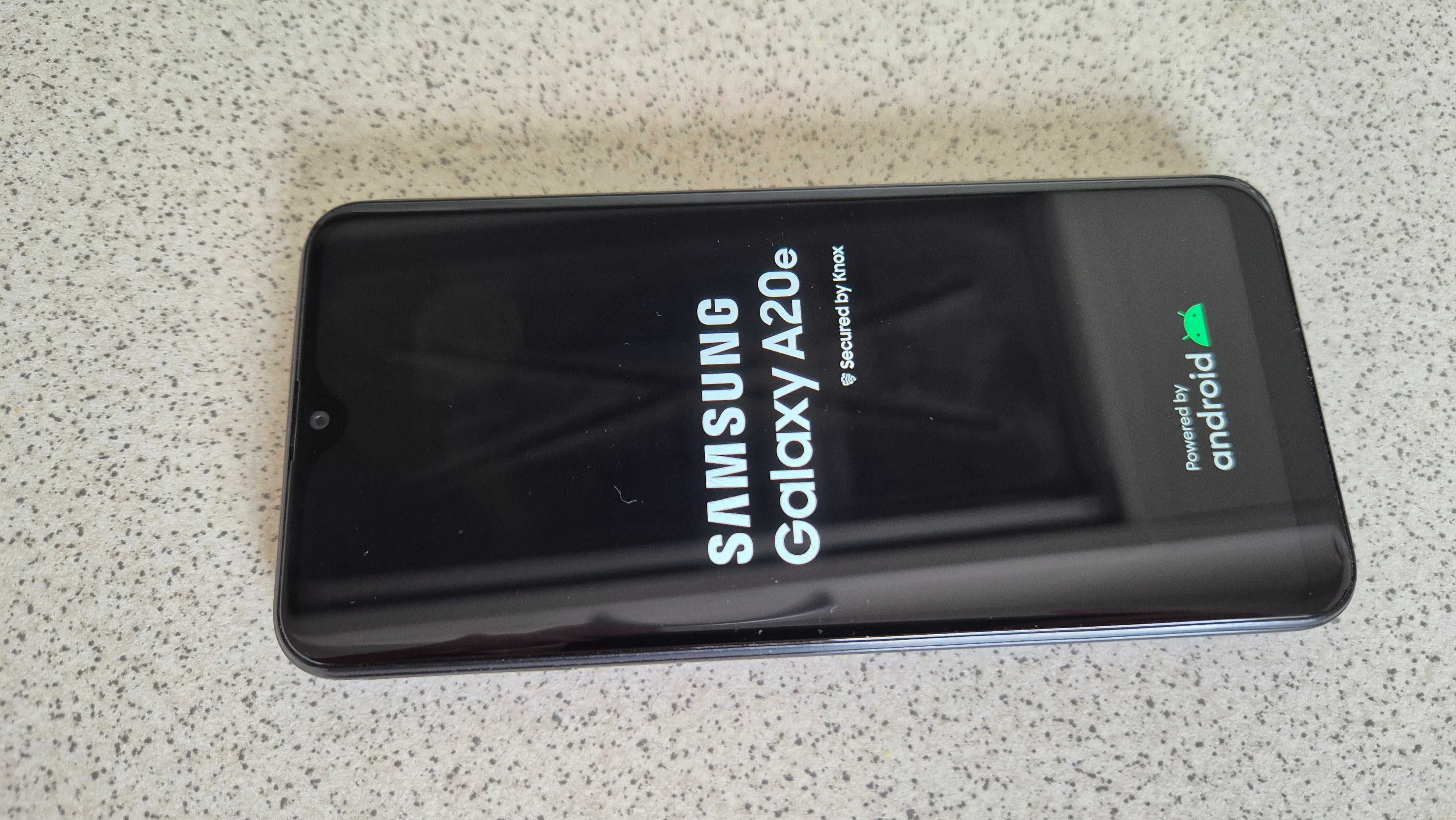 Samsung A20e SM-A202F/DS stan bardzo dobry