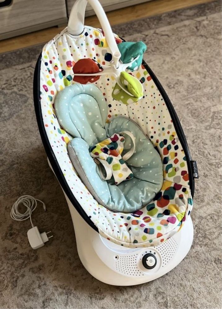 Super wozek Tutis UNO gondola oraz spacerowka 2 w 1 Avionaut 4moms