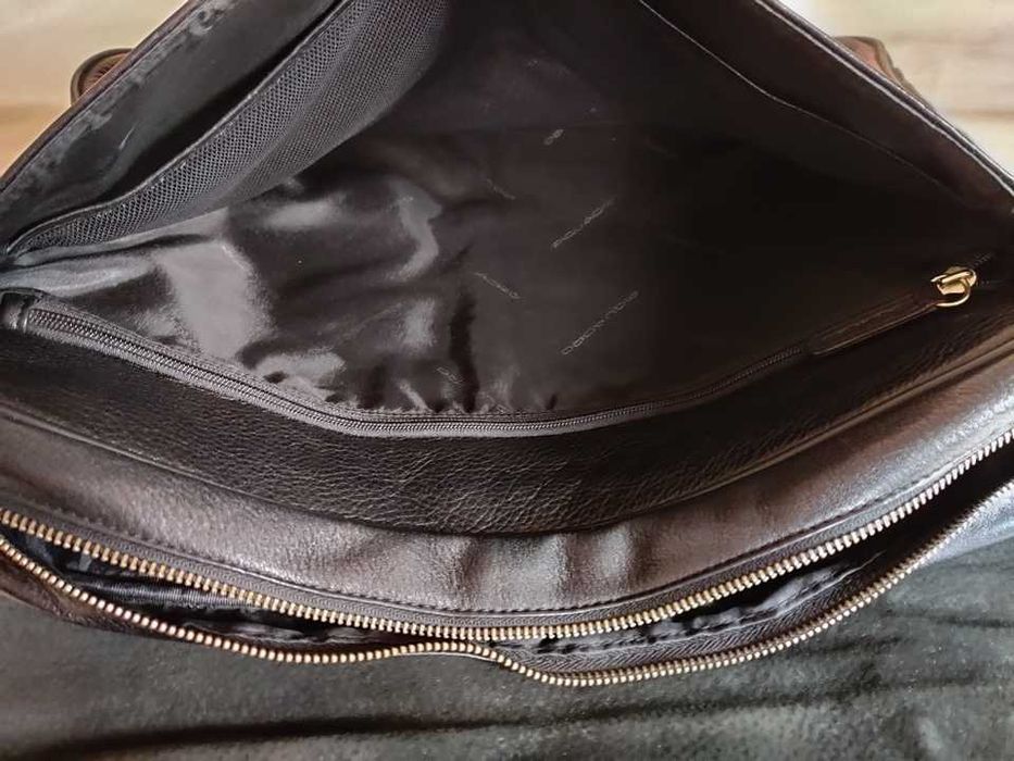 Портфель кожаный Piquadro Modus с отделением для ноутбука