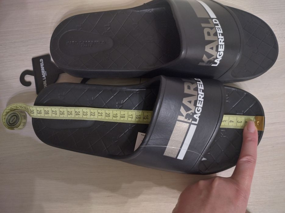 Нові чоловічі шльопки Karl Lagerfeld. Оригінал 10us на ступню 29см