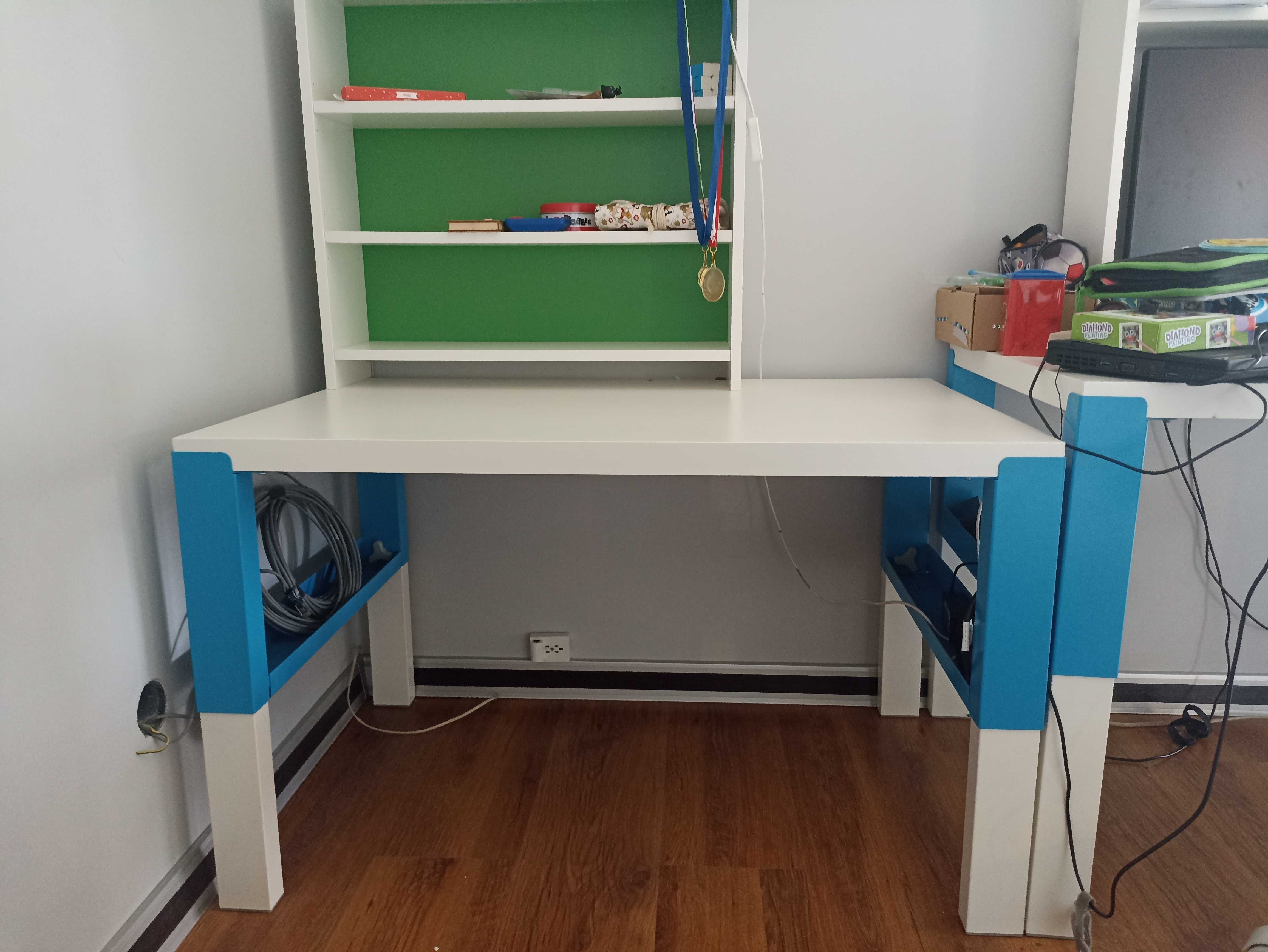 Biurko regulowane dziecięce Ikea