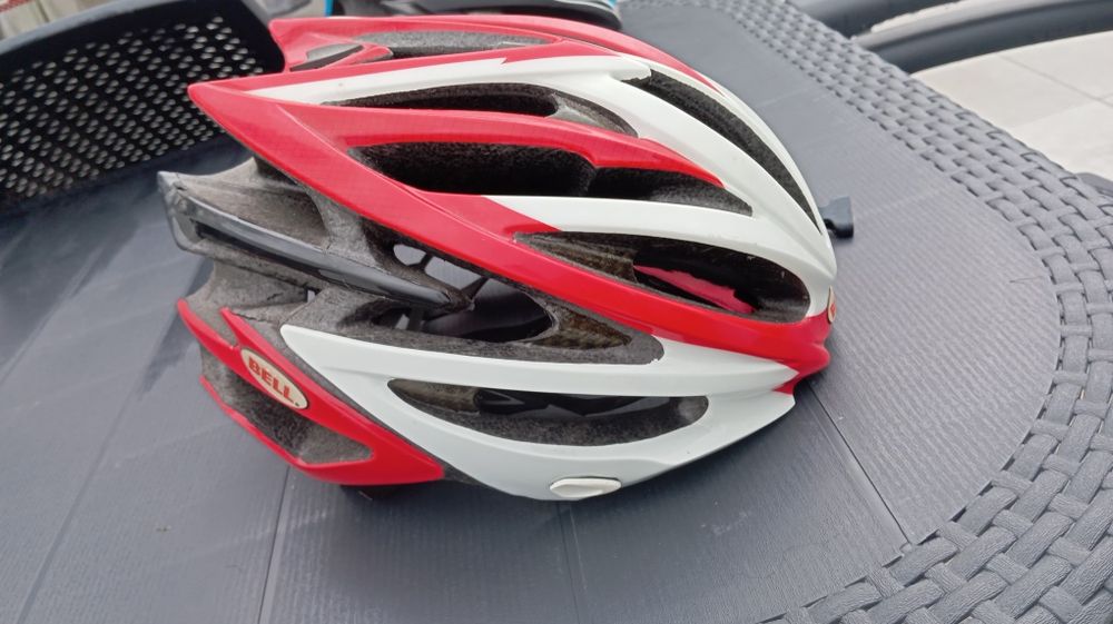 Capacete marca  Bell