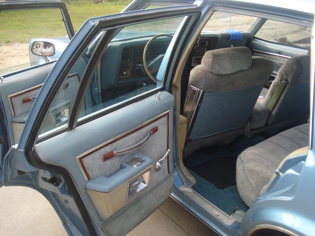 Oldsmobile Delta Royale 88