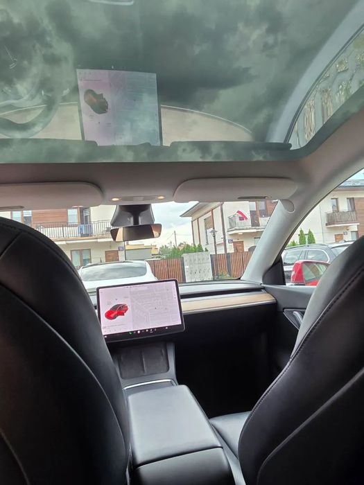 Tesla Y Tesla Model Y Long Range AWD 2021 rok