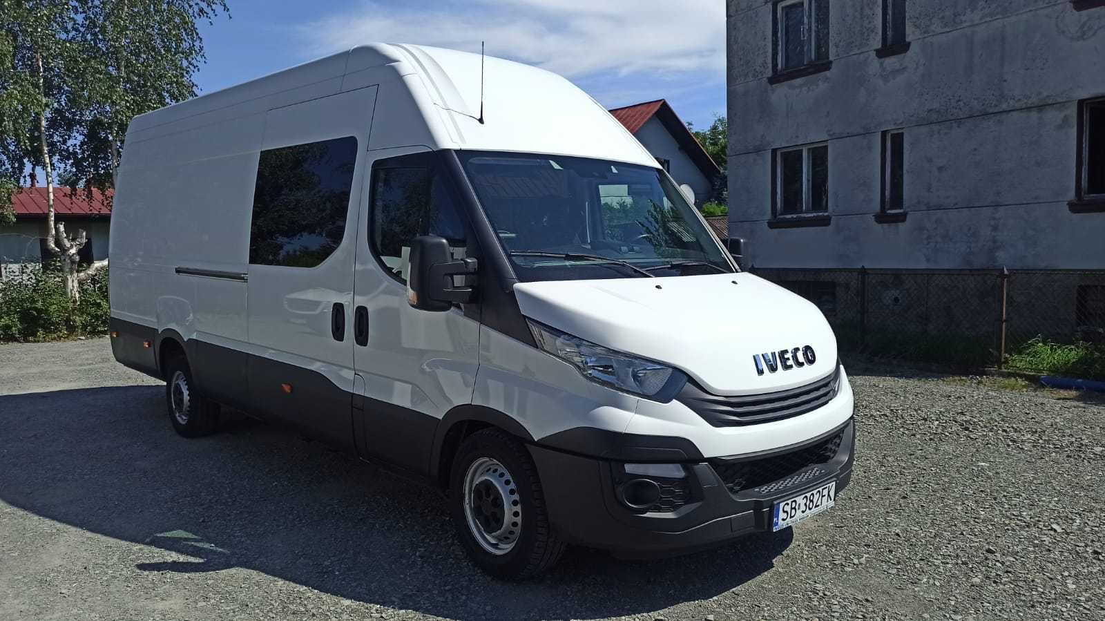 Wynajem Iveco Brygadówka 7 osobowy 3.0 180KM MAXI